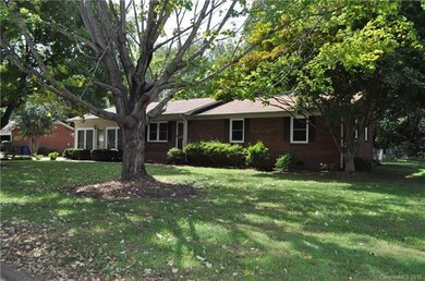 635 Springdale Rd, Statesville, NC 28677 - photo 2