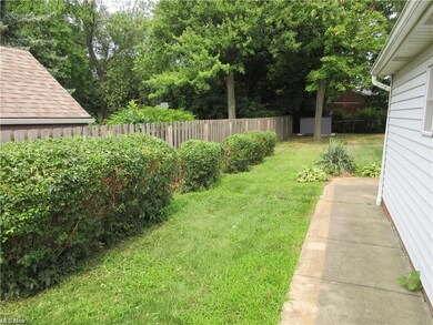 2151 Rockefeller Rd, Wickliffe, OH 44092 - photo 3