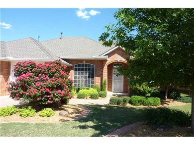 1804 Lancaster Dr, Edmond, OK 73012 - photo 2