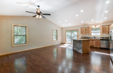 227 S Heatherwood Rd, Shell Knob, MO 65747 - photo 4