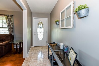 8608 Ball Park Ln, Knoxville, TN 37920 - photo 7