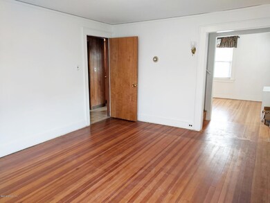 25 Harold St, Cos Cob, CT 06807 - photo 4