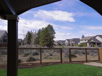 61147 Manhae Ln, Bend, OR 97702 - photo 3