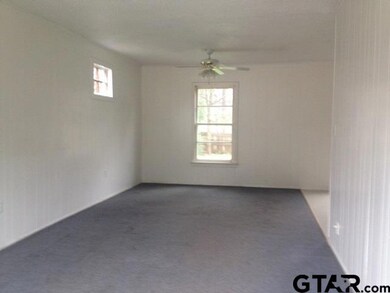 513 513 Beckley St, Kilgore, TX 75662 - photo 2