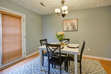 807 Swadley Rd unit 8, Johnson City, TN 37601 - photo 3