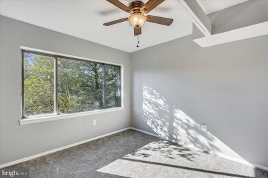 404 Girard St unit 303, Gaithersburg, MD 20877 - photo 7