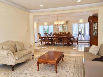 Formal Living Room (1)