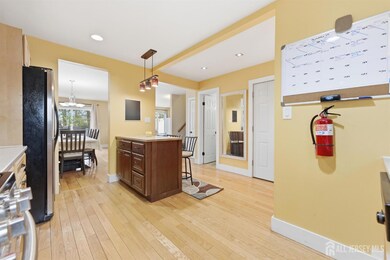 10 Coventry Ct, Matawan, NJ 07747 - photo 6