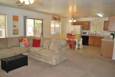Family room/ Kitchen