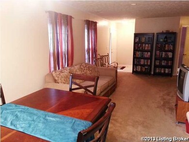 8447 Grand Trevi Dr, Louisville, KY 40228 - photo 4