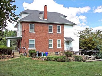 427 Chestnut St, Freemansburg, PA 18017 - photo 4