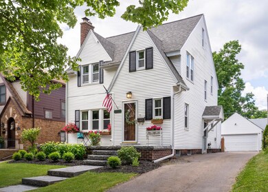 322 S Jenison Ave, Lansing, MI 48915 - photo 2