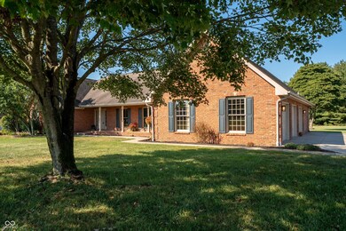 500 N Westview Dr, Columbus, IN 47201 - photo 2