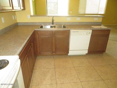 023-326517-Kitchen5