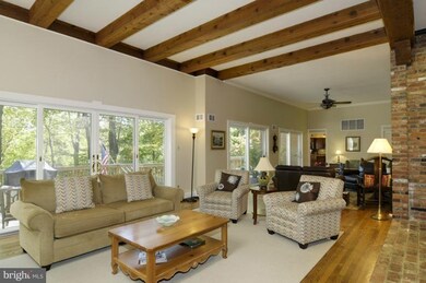 9613 Weathered Oak Ct, Bethesda, MD 20817 - photo 4