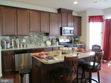 22904 Snow Leopard Dr, California, MD 20619 - photo 3