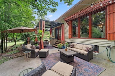 Sitting area and pergola