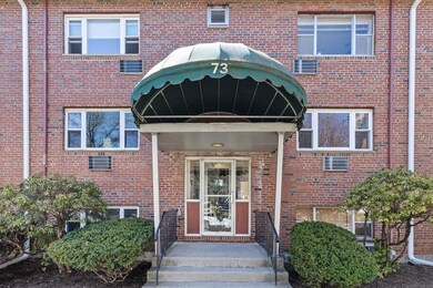 73 Walnut St unit 8, Newtonville, MA 02460 - photo 3