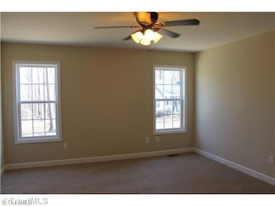 125 Cactus Ln, Statesville, NC 28625 - photo 6