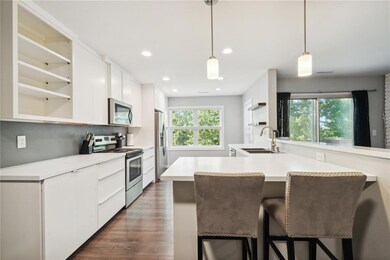 4132 Lexington Dr NE unit C, Cedar Rapids, IA 52402 - photo 5