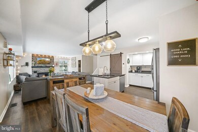 22 Fitzwatertown Rd unit E1, Willow Grove, PA 19090 - photo 5