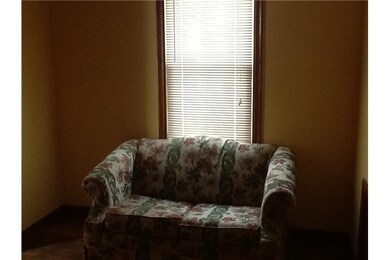 1331 E 33rd St, Des Moines, IA 50317 - photo 3