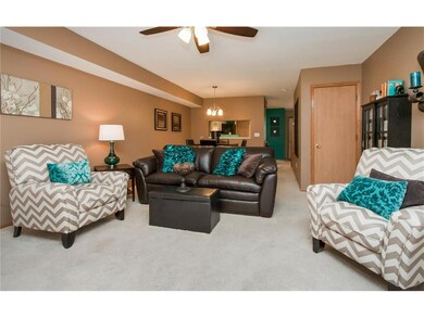 1225 Daleview Dr unit C, Marion, IA 52302 - photo 3