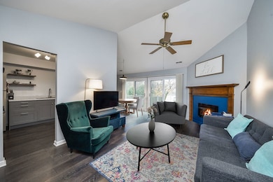 0N120 Windermere Rd unit 2007, Winfield, IL 60190 - photo 2