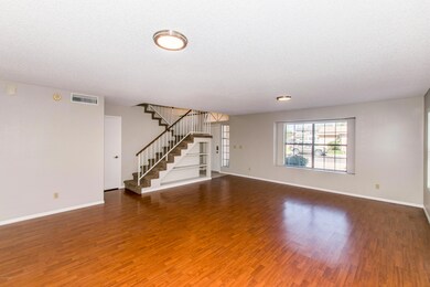 04 Living Room