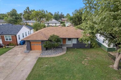 1110 E 6th St, Cushing, OK 74023 - photo 4