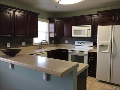 5502 Nordic Ln, North Chesterfield, VA 23237 - photo 5