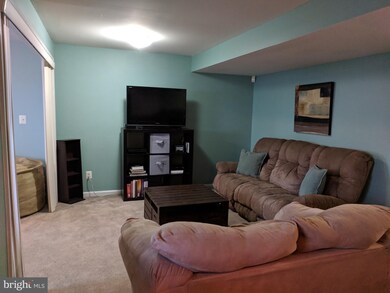 13512 Avonmore Dr, Herndon, VA 20171 - photo 6