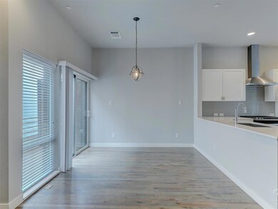 Kitchen Dining Area