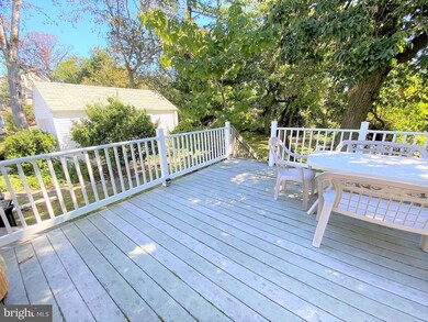 7927 Rolling View Ave, Nottingham, MD 21236 - photo 4