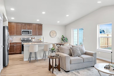 1806 Dragon Tail Place unit 11, Medford, OR 97504 - photo 2