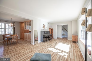 261 N Tamenend Ave, Doylestown, PA 18901 - photo 6