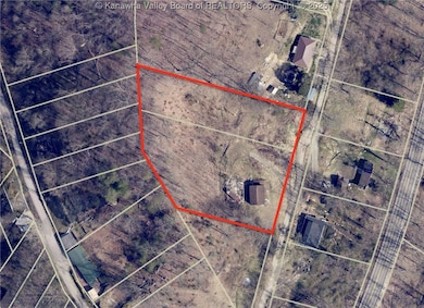 103 Pine St, Charleston, WV 25311 - photo 5