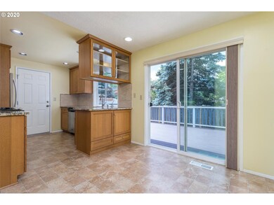 9855 SW 130th Ave, Beaverton, OR 97008 - photo 6