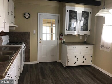 126 Delaware Ave, Riverside, NJ 08075 - photo 7