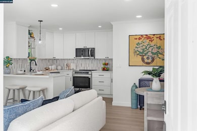 2933 Ptarmigan Dr unit 3, Walnut Creek, CA 94595 - photo 6