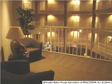 SITTING AREA