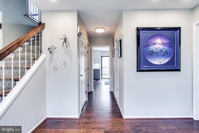 1429 Trapline Ct, Vienna, VA 22182 - photo 2