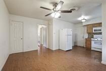 827 W Monterey St unit B, Denison, TX 75020 - photo 4