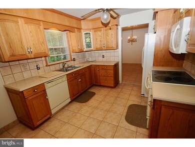 1634 Linden Blvd, Vineland, NJ 08361 - photo 6