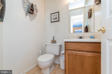 3818 Rolling Way, Nottingham, MD 21236 - photo 4