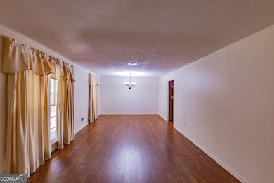 313 Johnston Dr, Thomaston, GA 30286 - photo 7