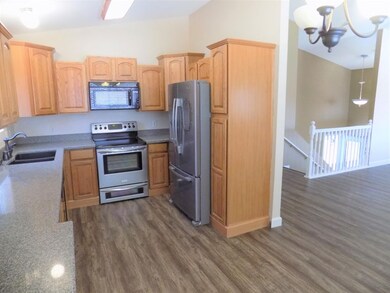 Kitchen b