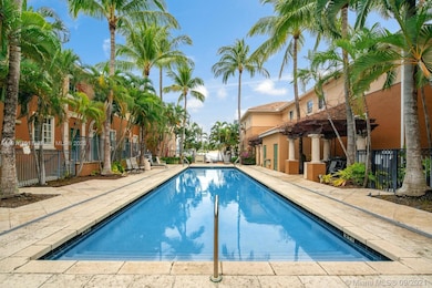 2811 NE 185th St, Aventura, FL 33180 - photo 2