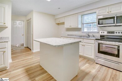 23 Chelseabrook Ct, Mauldin, SC 29662 - photo 6