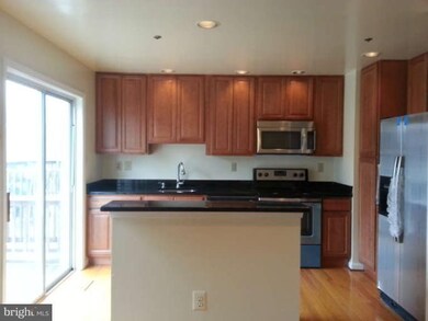 15831 Erwin Ct, Bowie, MD 20716 - photo 2